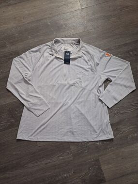 Quarter-Zip Performance Pullover - Light Gray